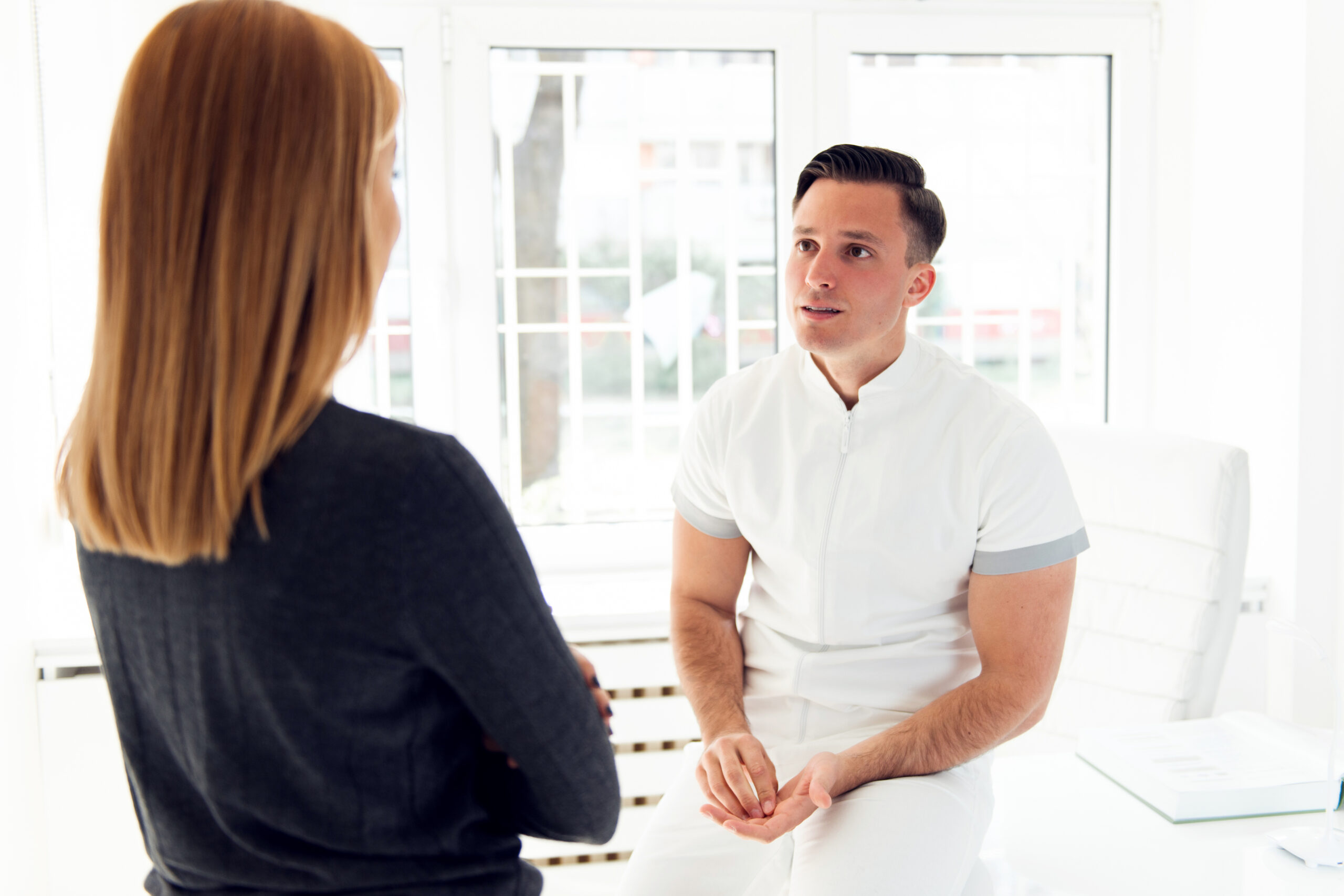 Physiotherapeut beantwortet häufige Fragen zur Anerkennung und Einreise nach Deutschland